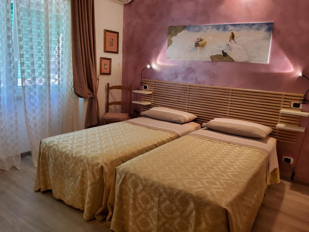 לידו די אוסטיה Annadia Sweet Home B&B מראה חיצוני תמונה
