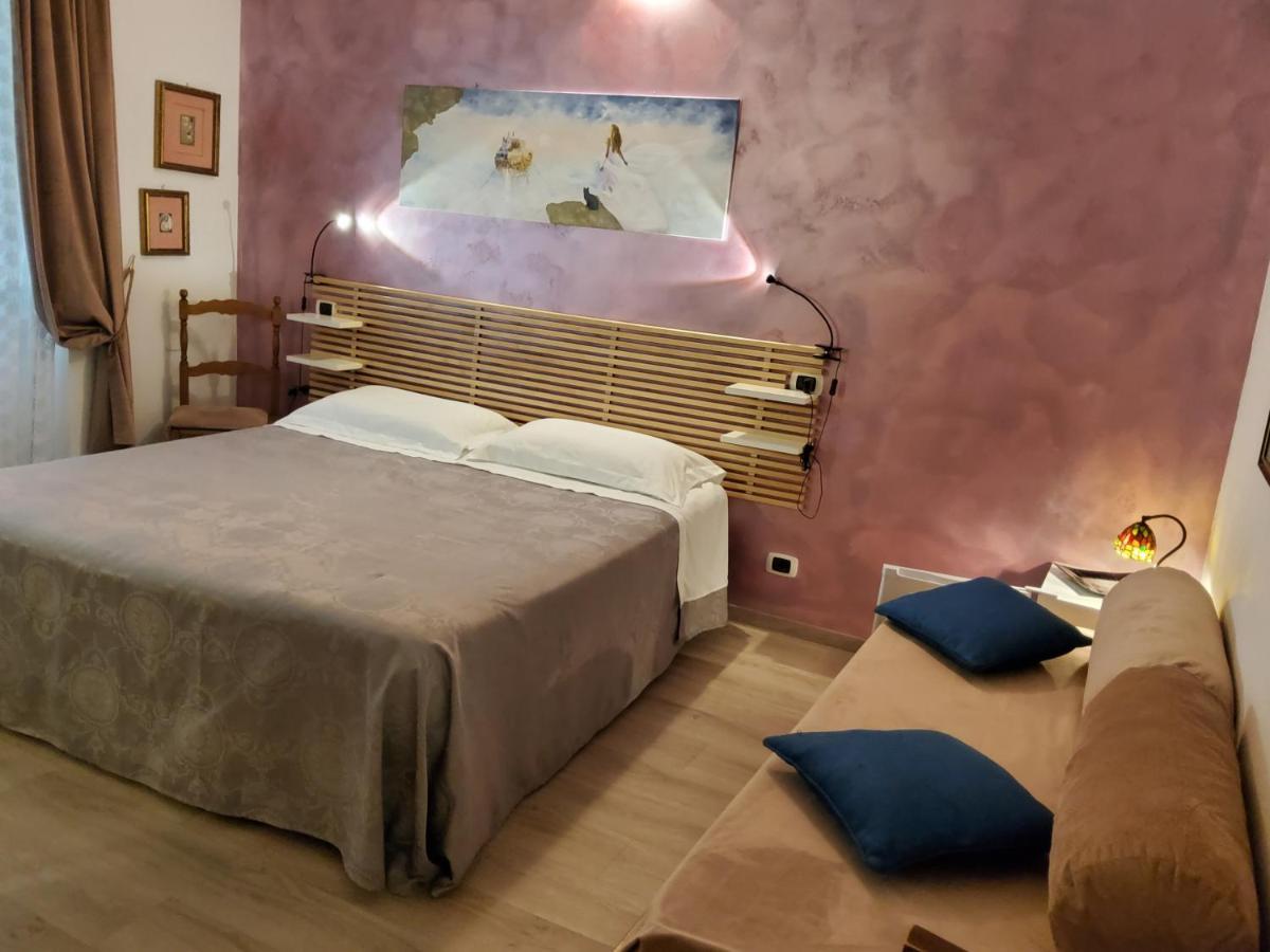 לידו די אוסטיה Annadia Sweet Home B&B מראה חיצוני תמונה
