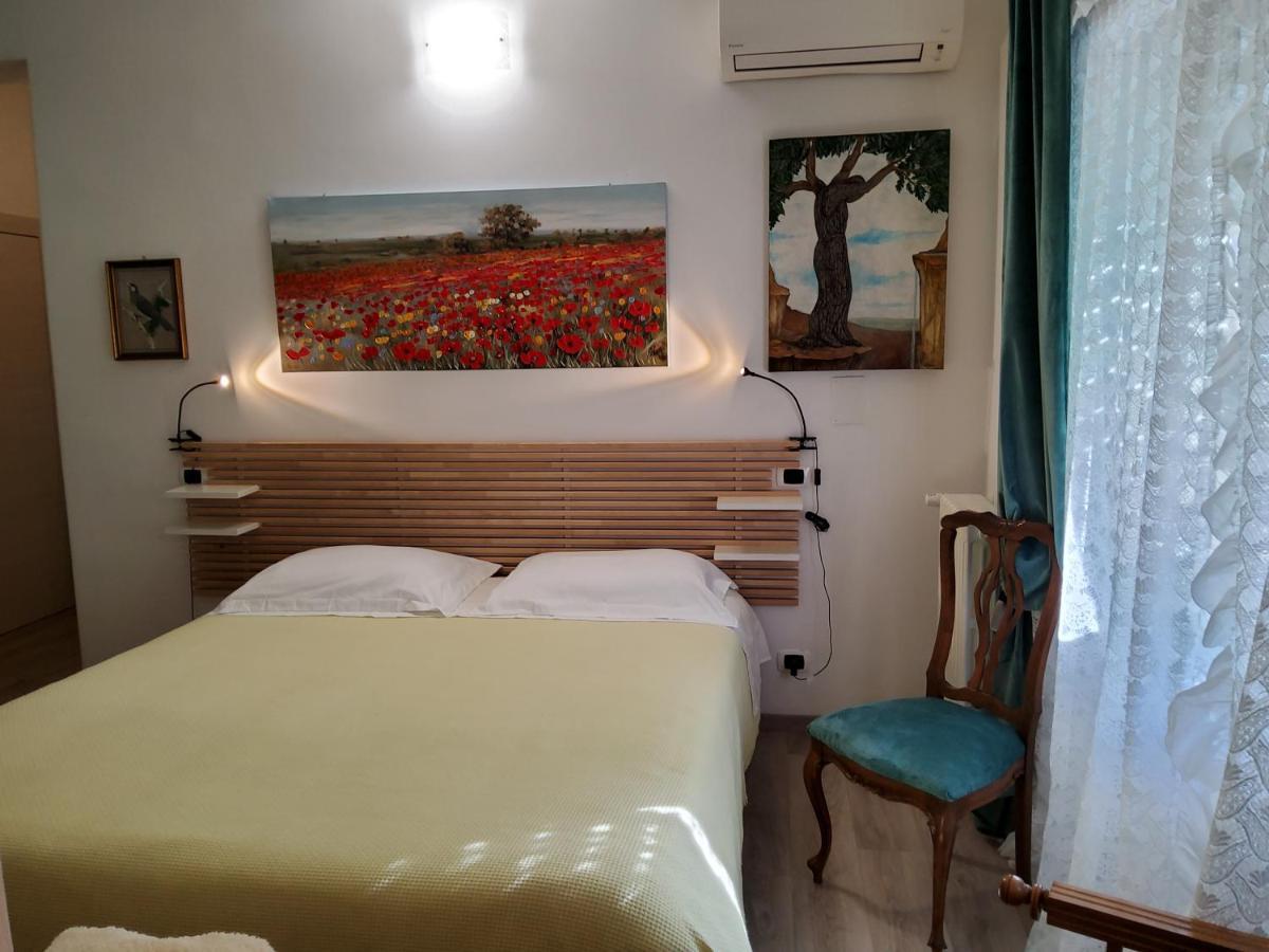 לידו די אוסטיה Annadia Sweet Home B&B מראה חיצוני תמונה